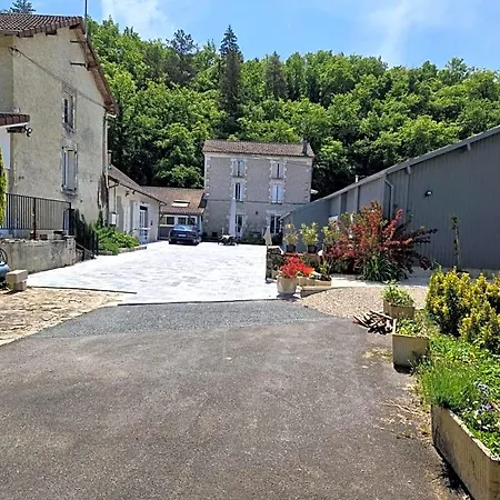 Bed & Breakfast Moulin De Rouchillou 3*